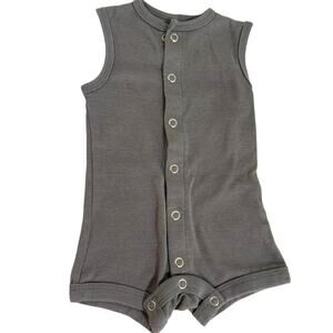 Hanes Gray Sleeveless Romper Size 0-6 Months